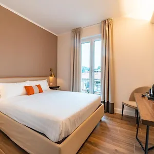 hotel-del-conte.it-lombardy.com/
