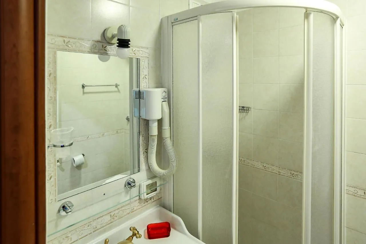 Lydka Domus Hotel Rome